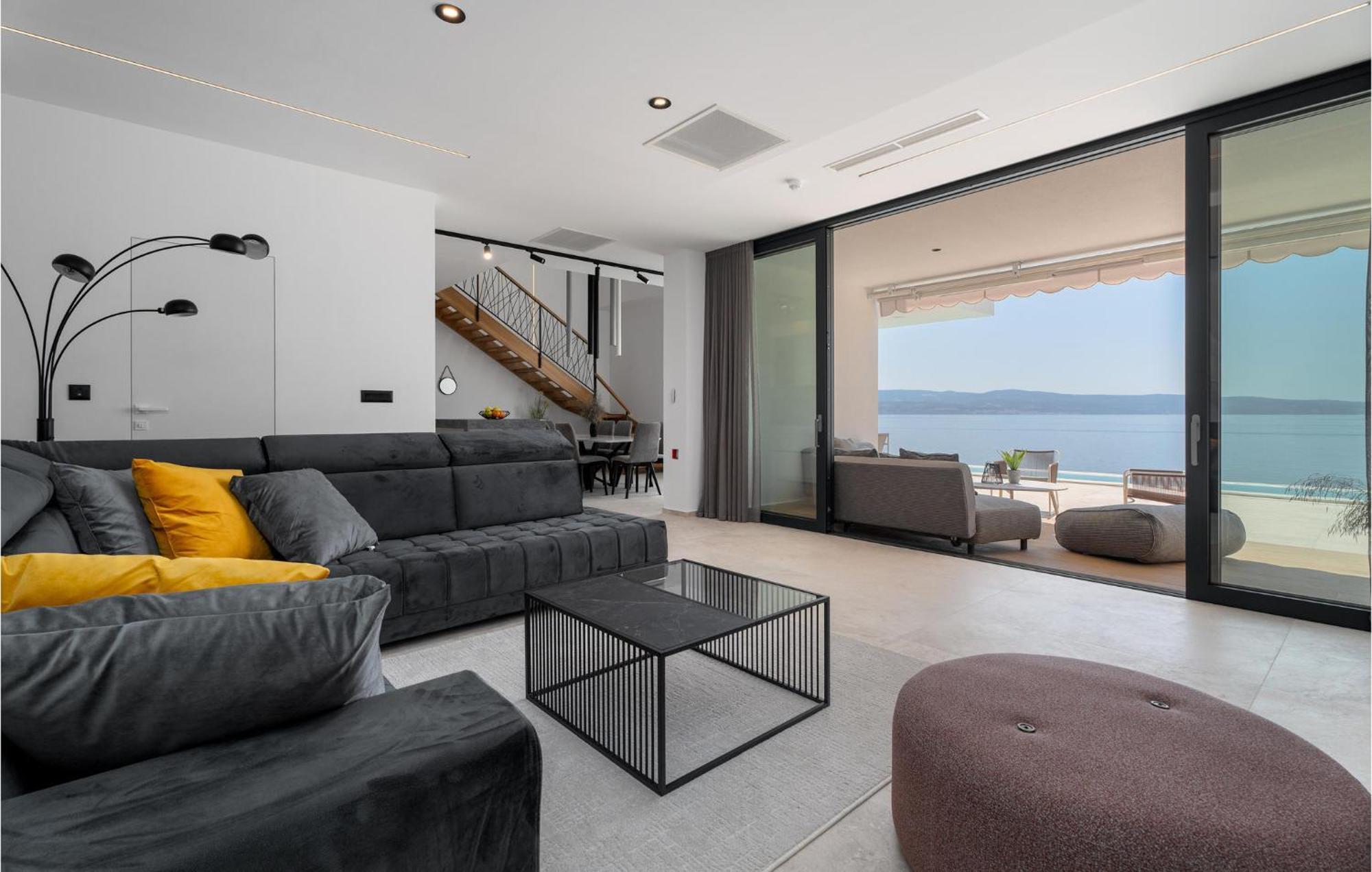 Beautiful Home In Omis With Kitchen Extérieur photo